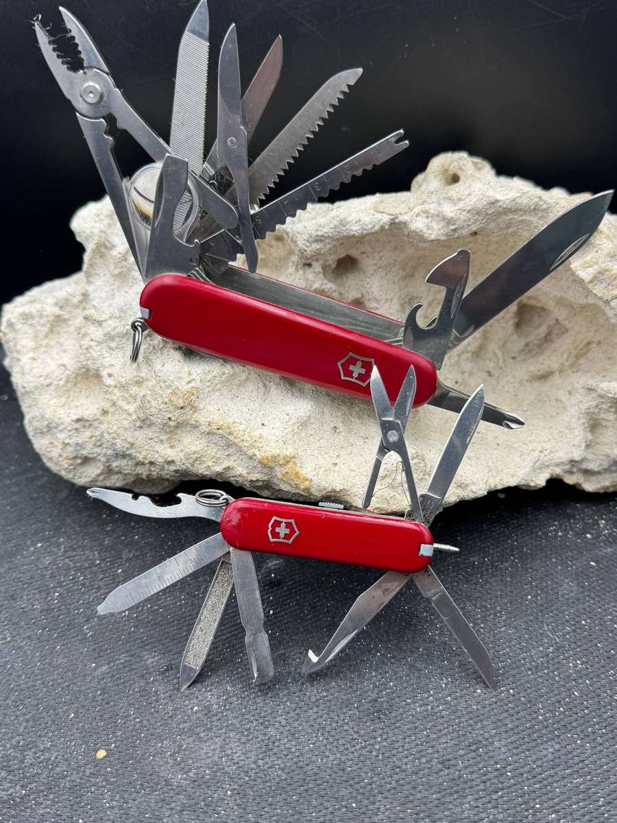 Victorinox Swiss Champ + Mini Champ