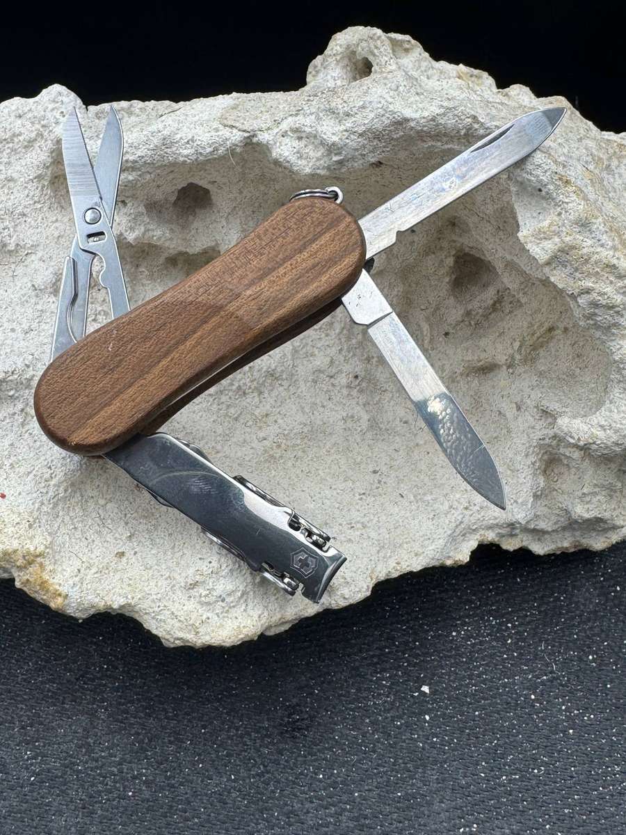 Victorinox  Nail Clipper 58 WOOD  65mm