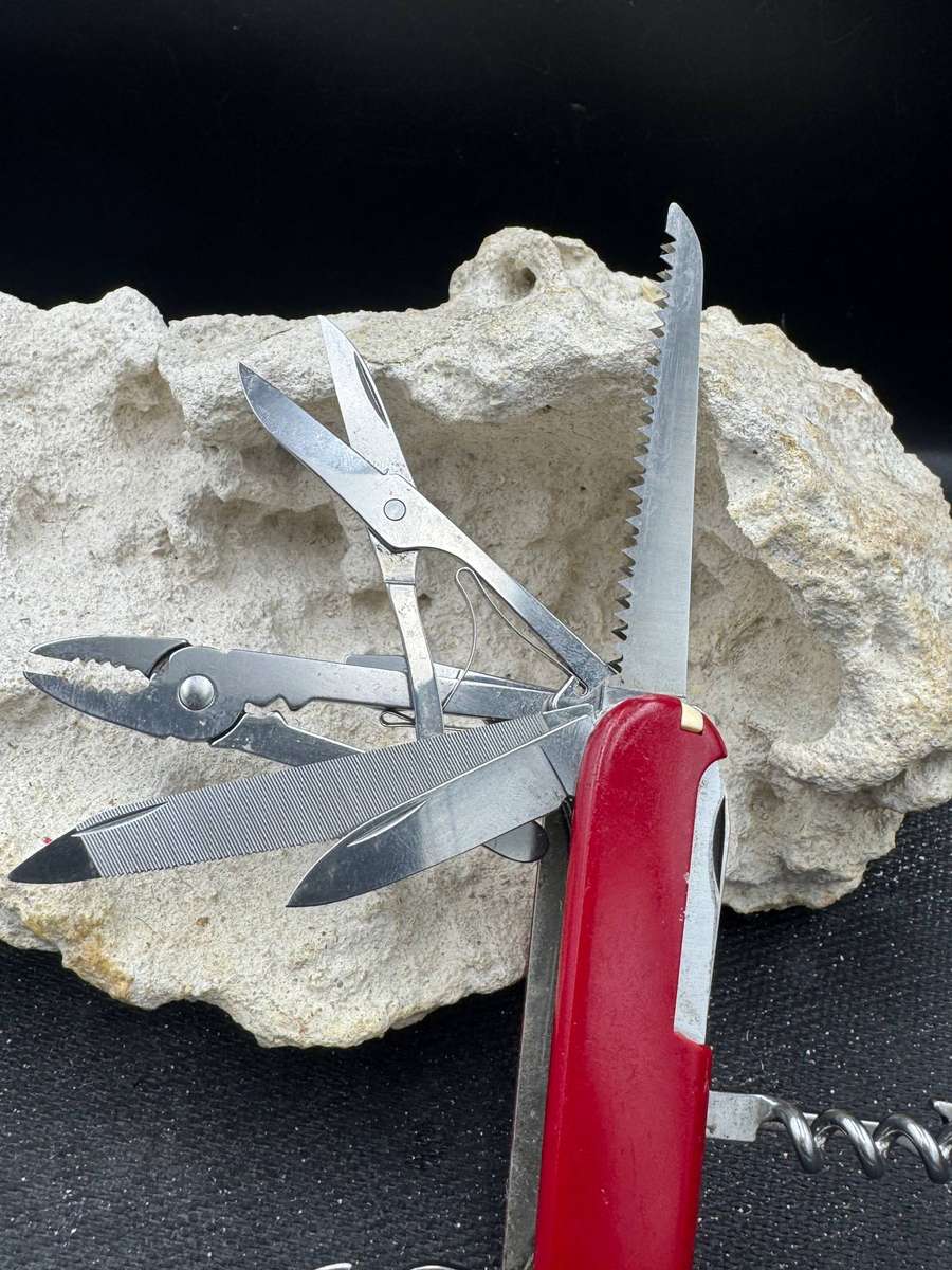 Victorinox Handyman Red 91mm