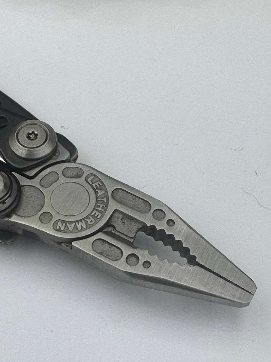 Leatherman Skeletool CX Carbon Fiber