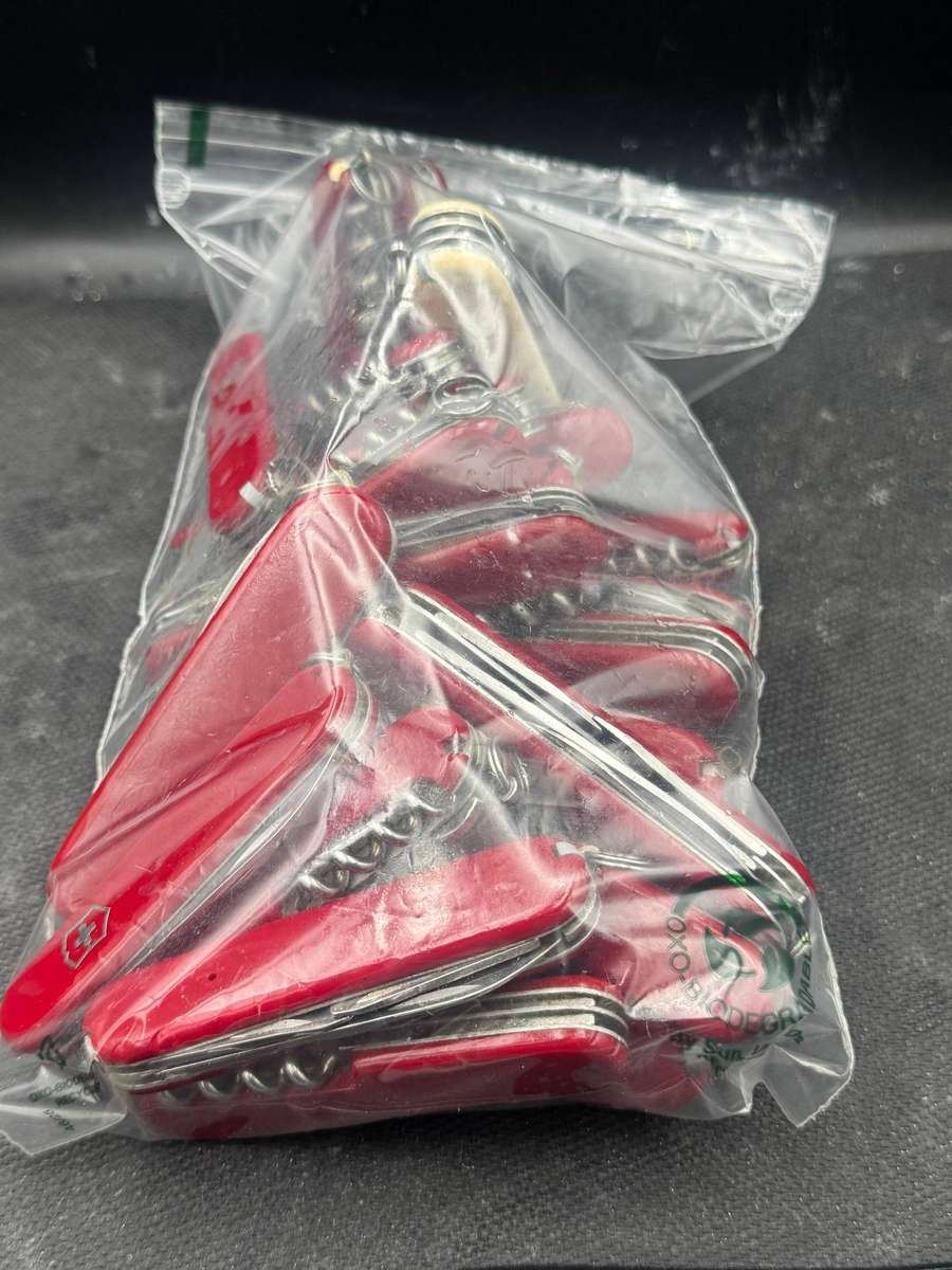 Victorinox Job Lot ( 25  knives)