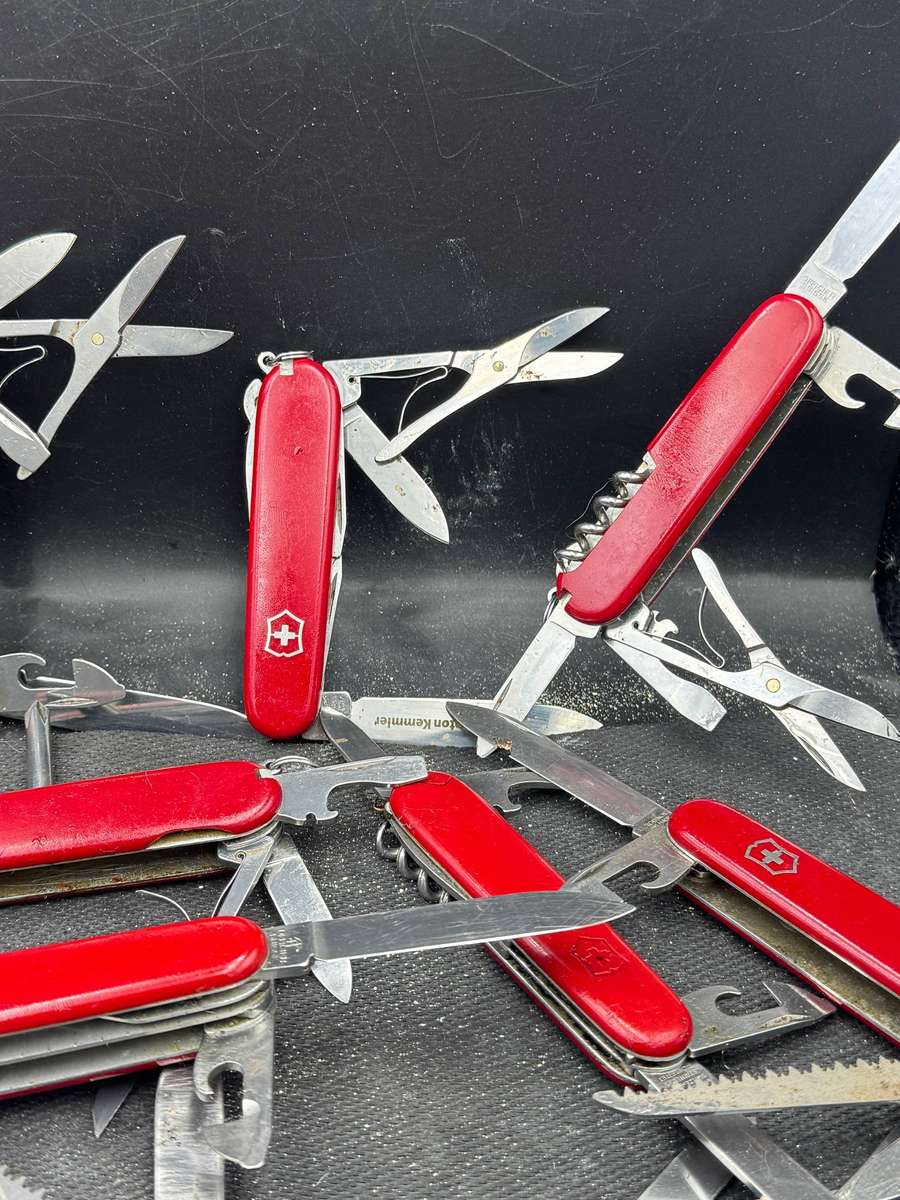 Victorinox Job Lot ( 25  knives)