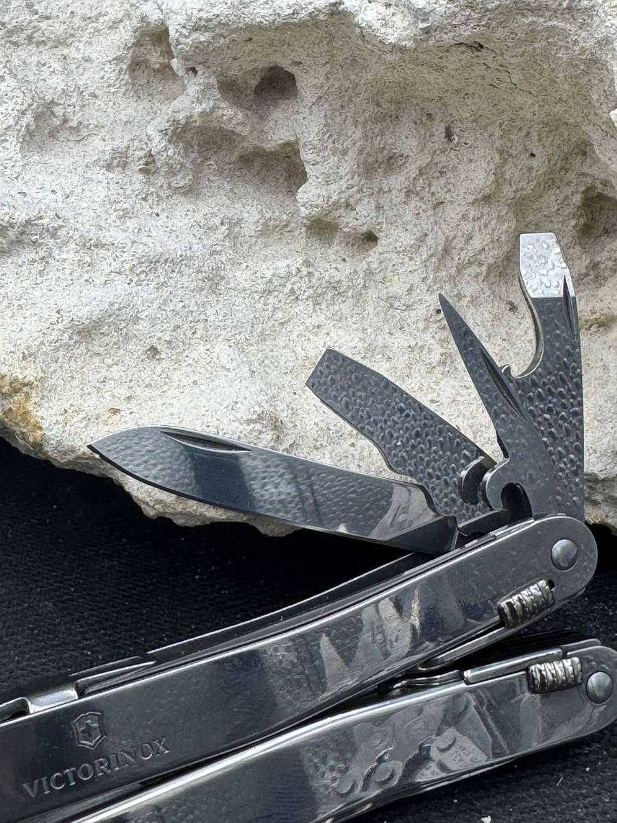 Victorinox Spirit Multitool - Drop Point Blade