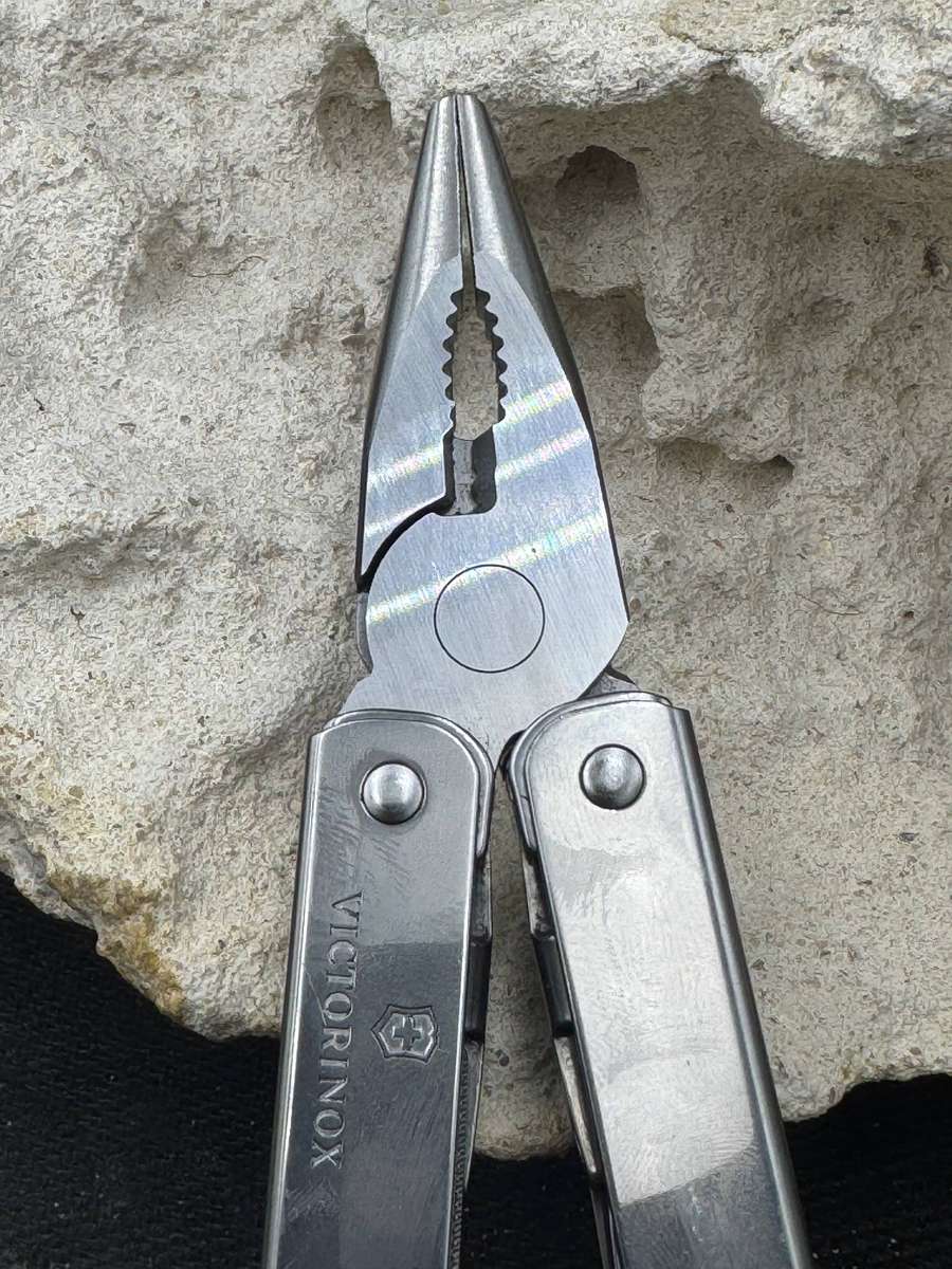 Victorinox Spirit Multitool - Drop Point Blade