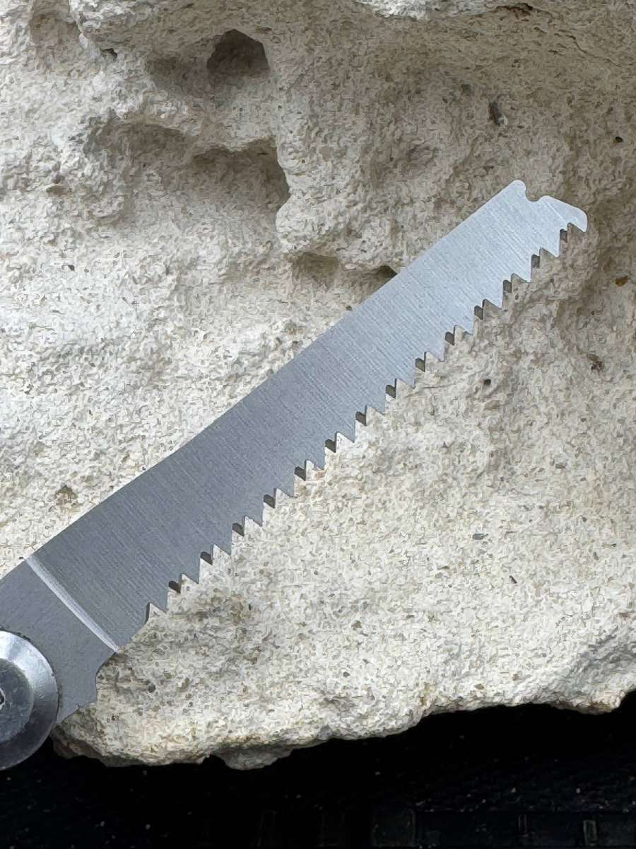 Leatherman Signal