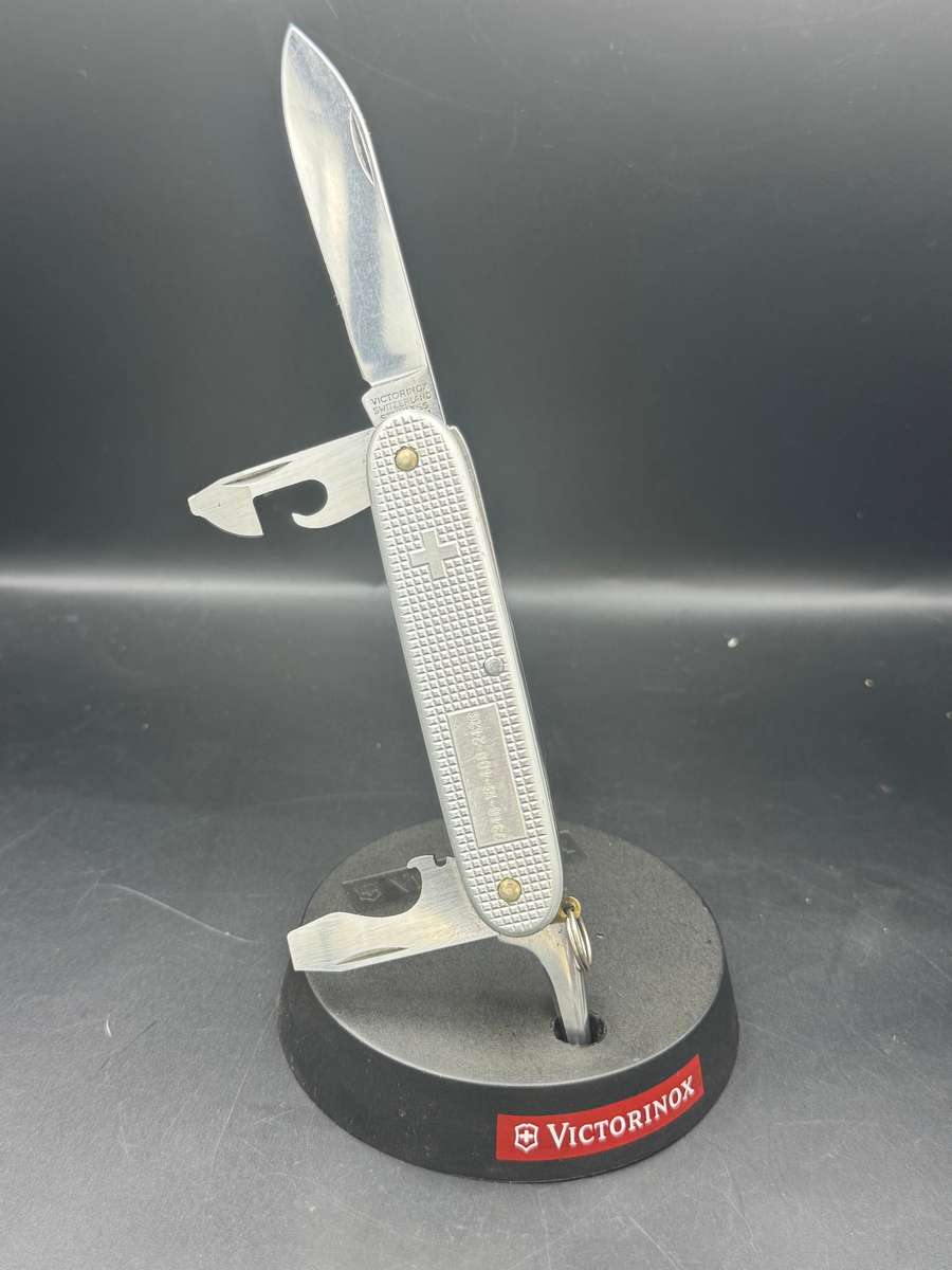 Victorinox NATO 7340-18-400-2425