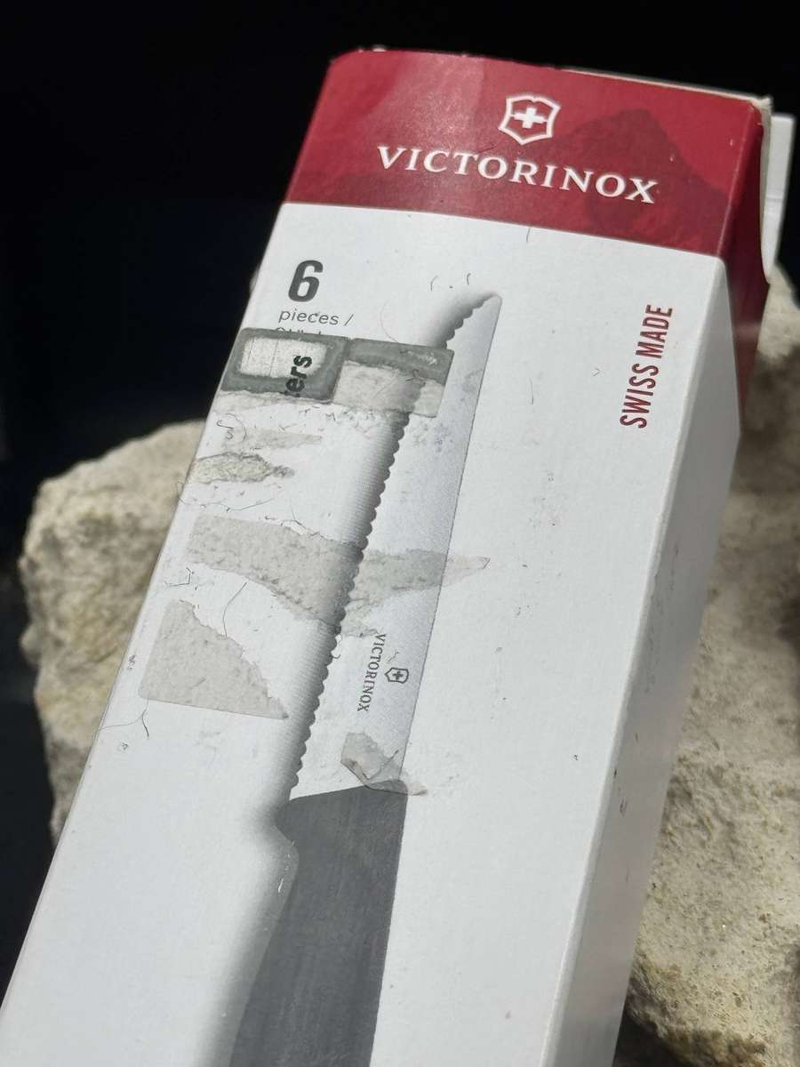 Victorinox Swiss Classic 6 Piece Steak Knife Set Serrated Pointed Black - Box