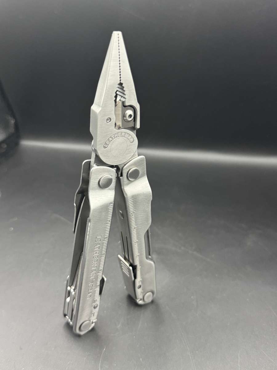 Leatherman Rebar + Micra