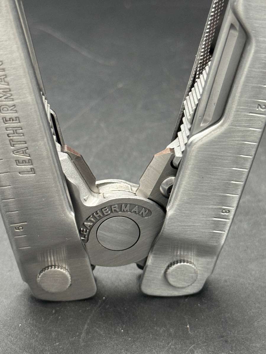 Leatherman Rebar + Micra