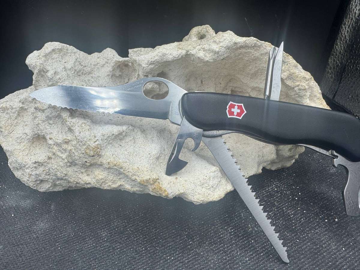 Victorinox  111mm