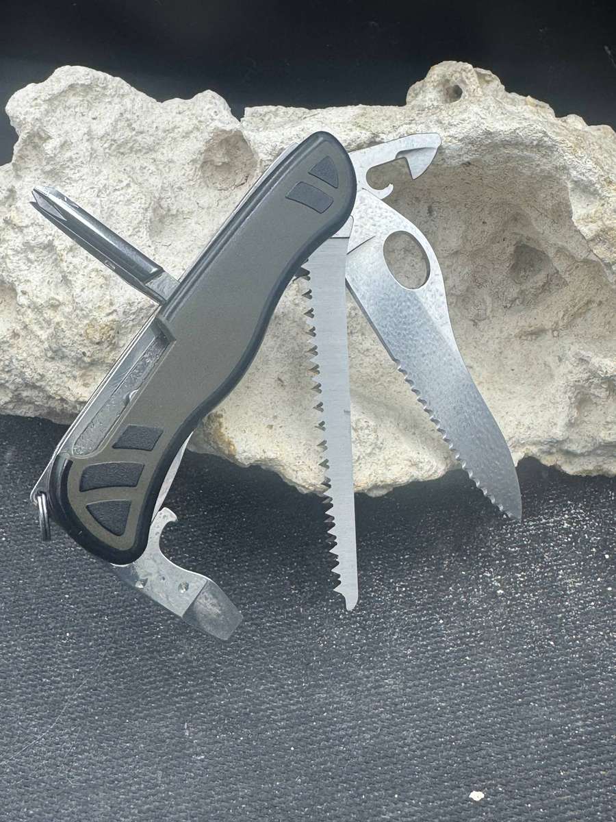 Victorinox Soldier ( 2011)