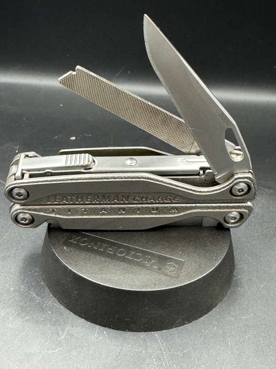 Leatherman Charge