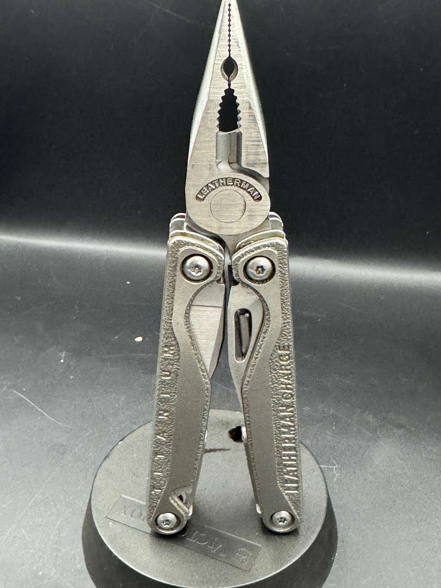 Leatherman Charge