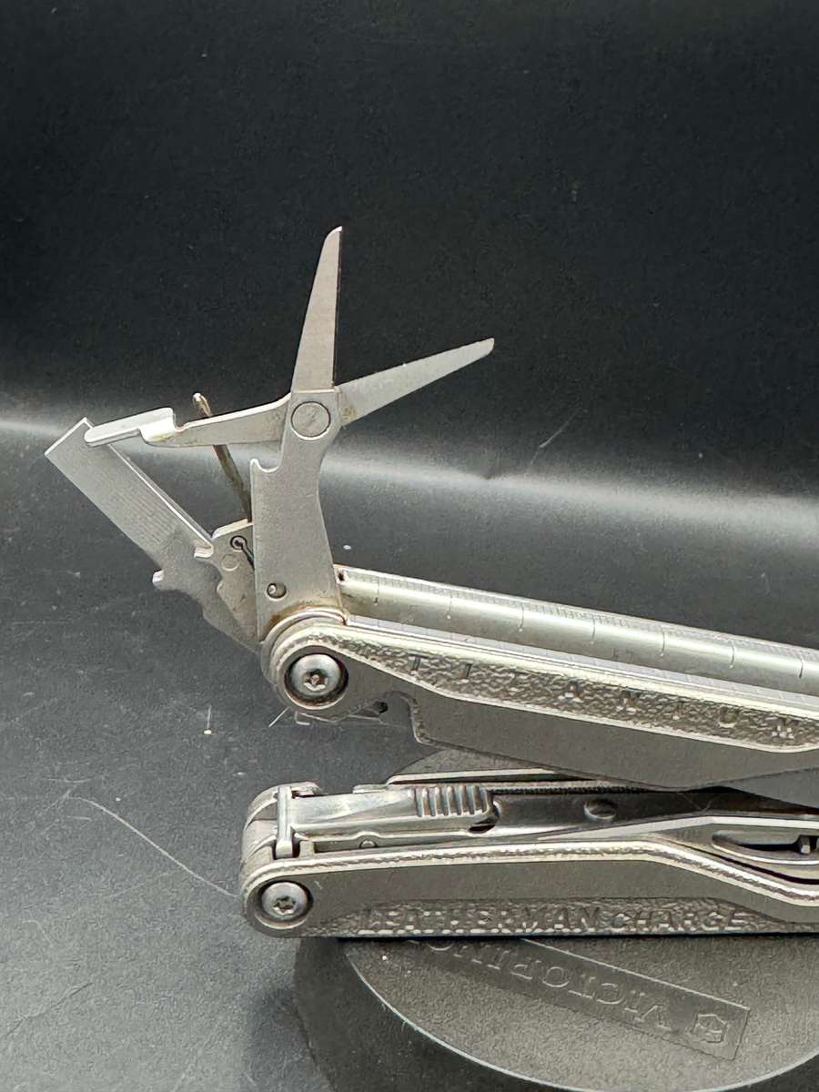 Leatherman Charge