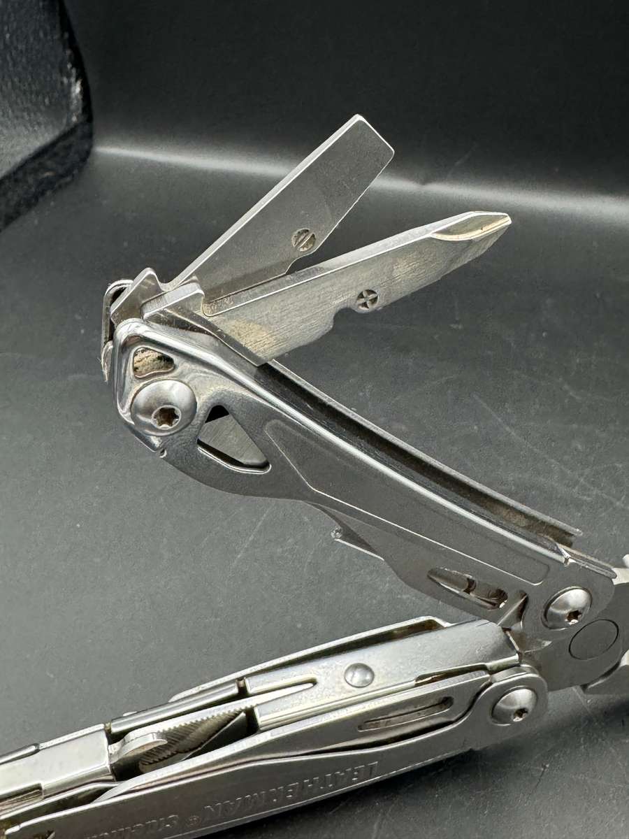 Leatherman Side Kick