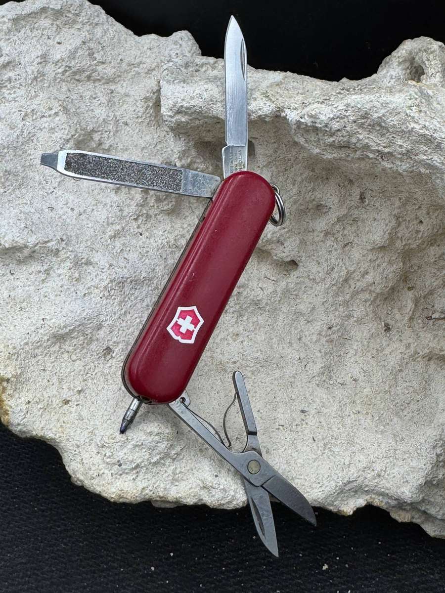 Victorinox Signature Lite