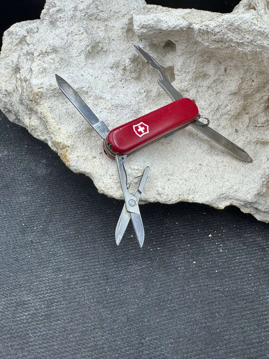 Victorinox Midnite Manager LED Light Red 58mm