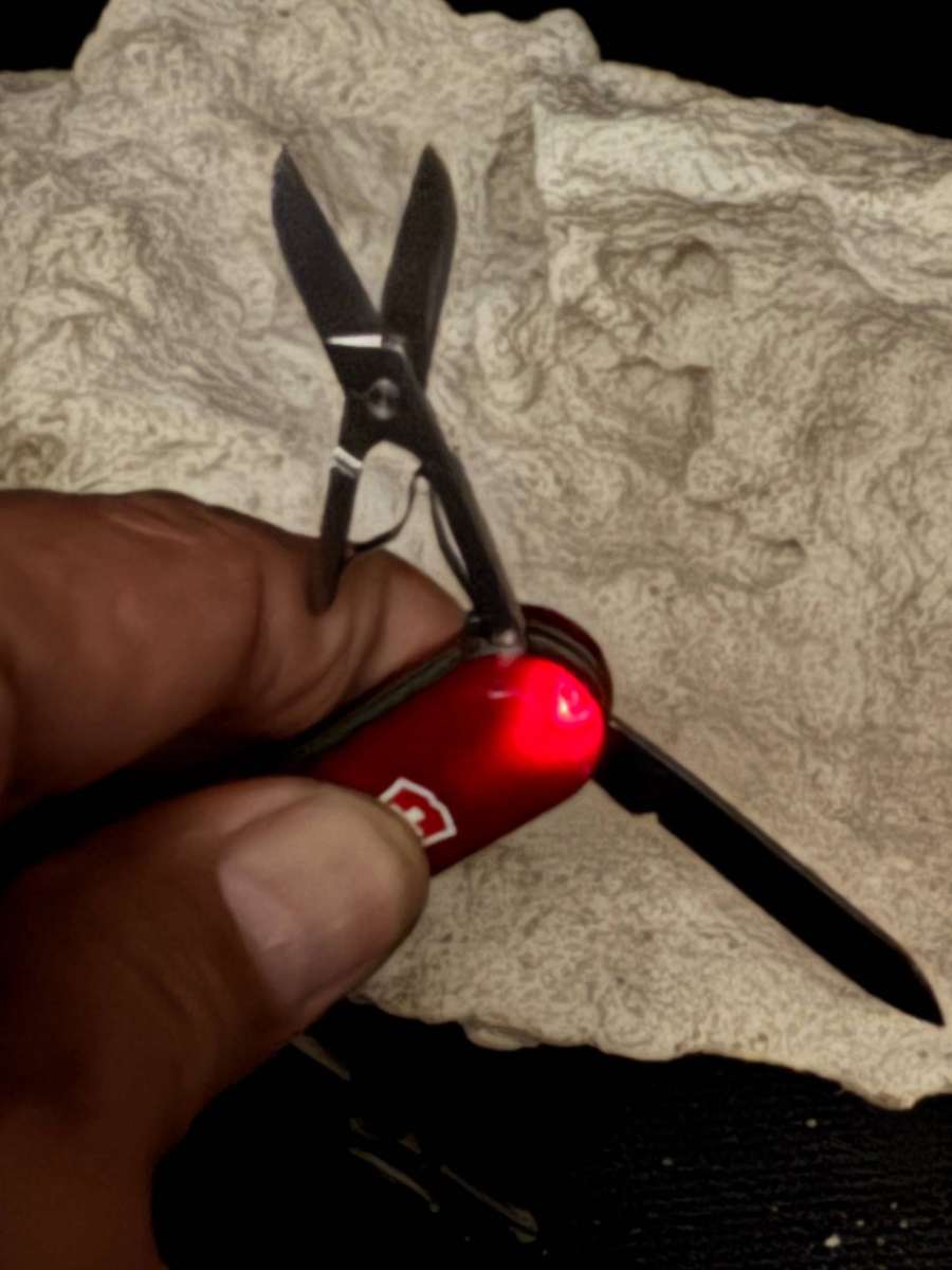 Victorinox Midnite Manager LED Light Red 58mm