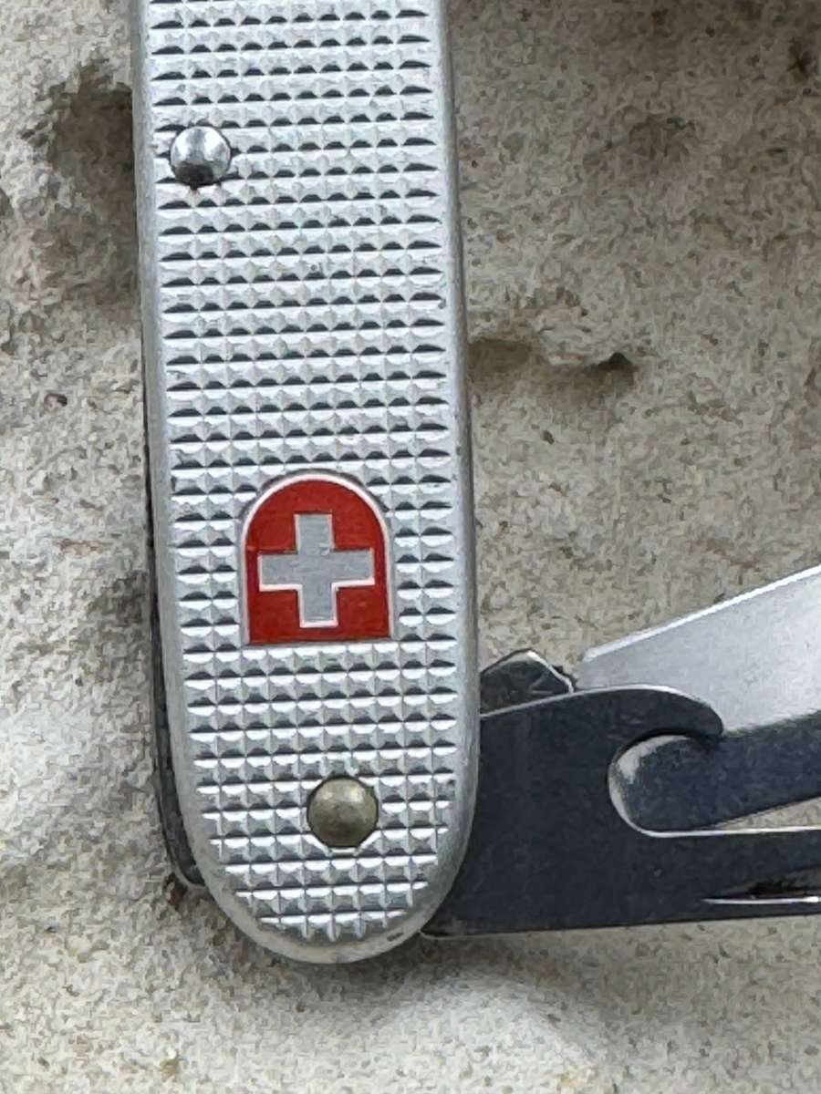 Victorinox Alox Soldier 01