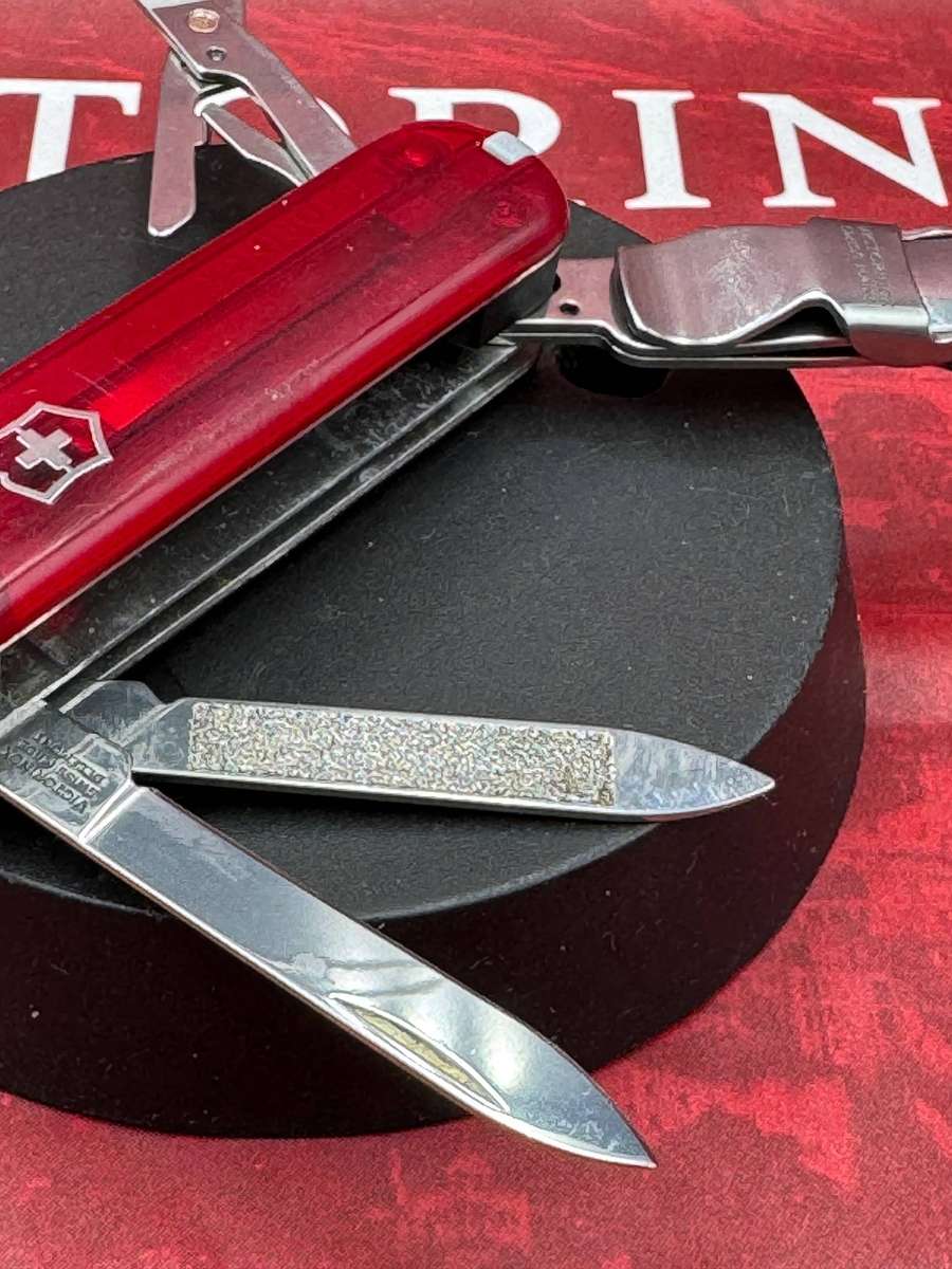 Victorinox  Nail Clipper 580 Red  65mm