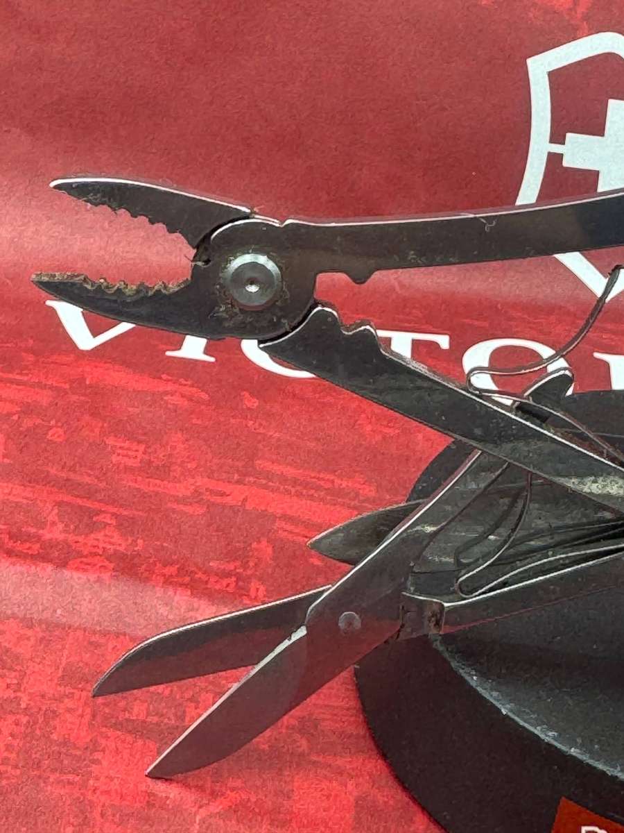 Victorinox Handyman Trans Blue  91mm
