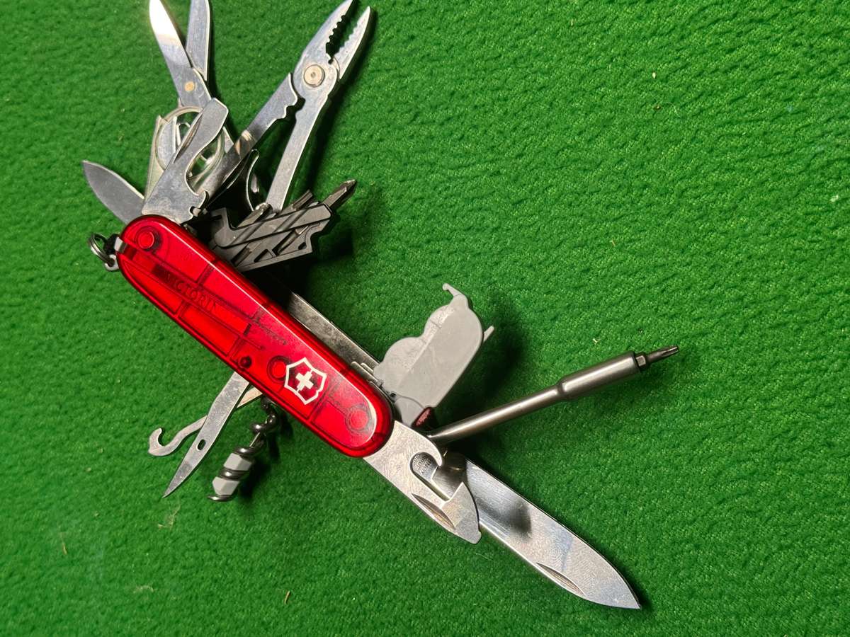 Victorinox CyberTool L With Fold-Out Bit Case - Transparent Red, 91mm