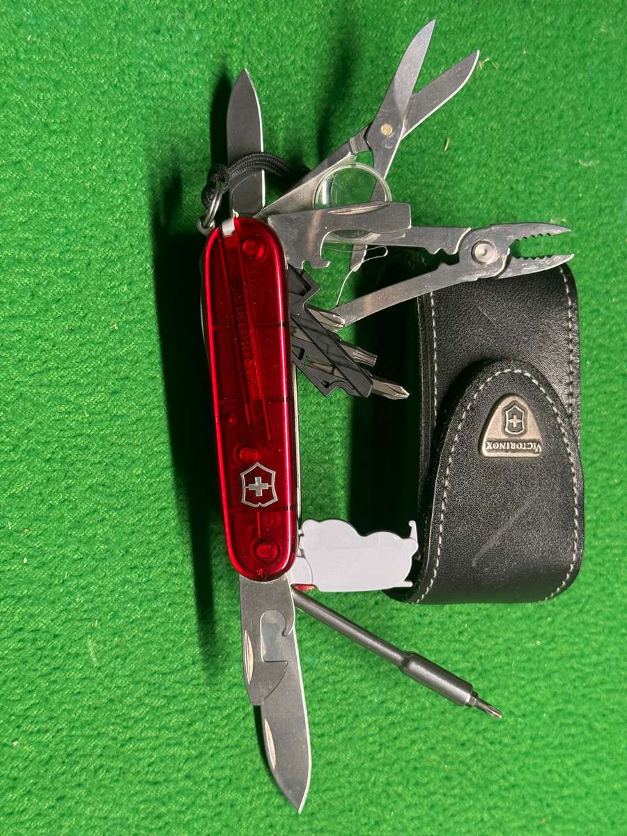 Victorinox CyberTool L With Fold-Out Bit Case - Transparent Red, 91mm