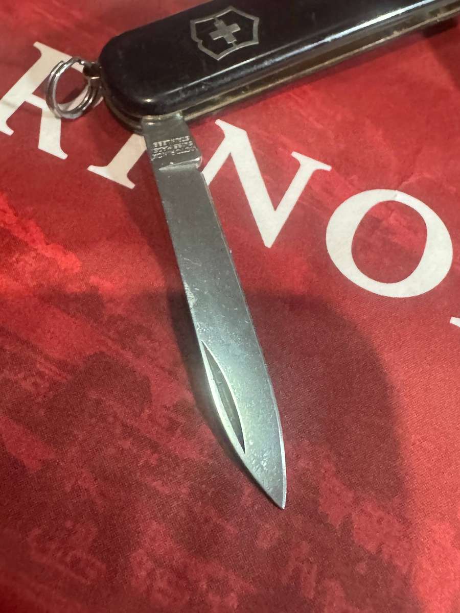 Victorinox Ambassador 74mm ( discontinued model )