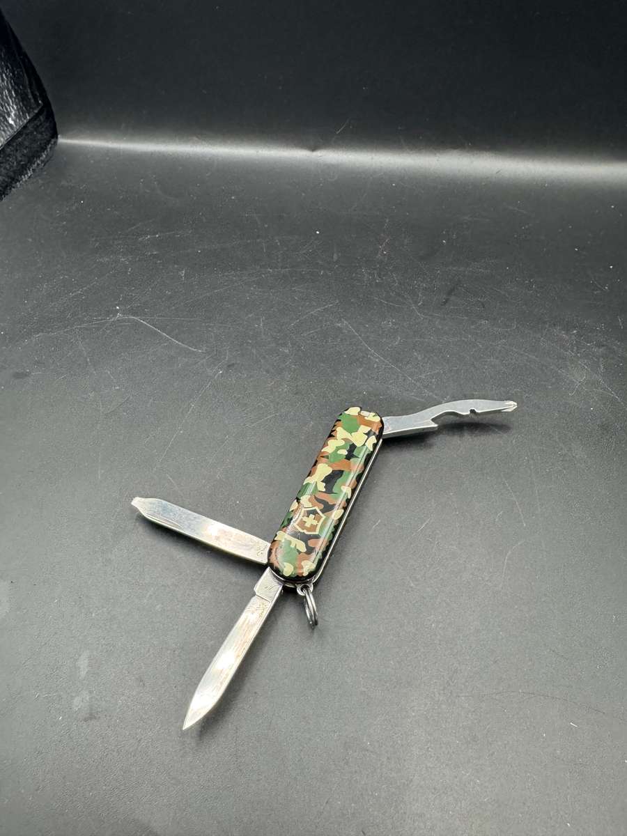 Victorinox Rally Camo