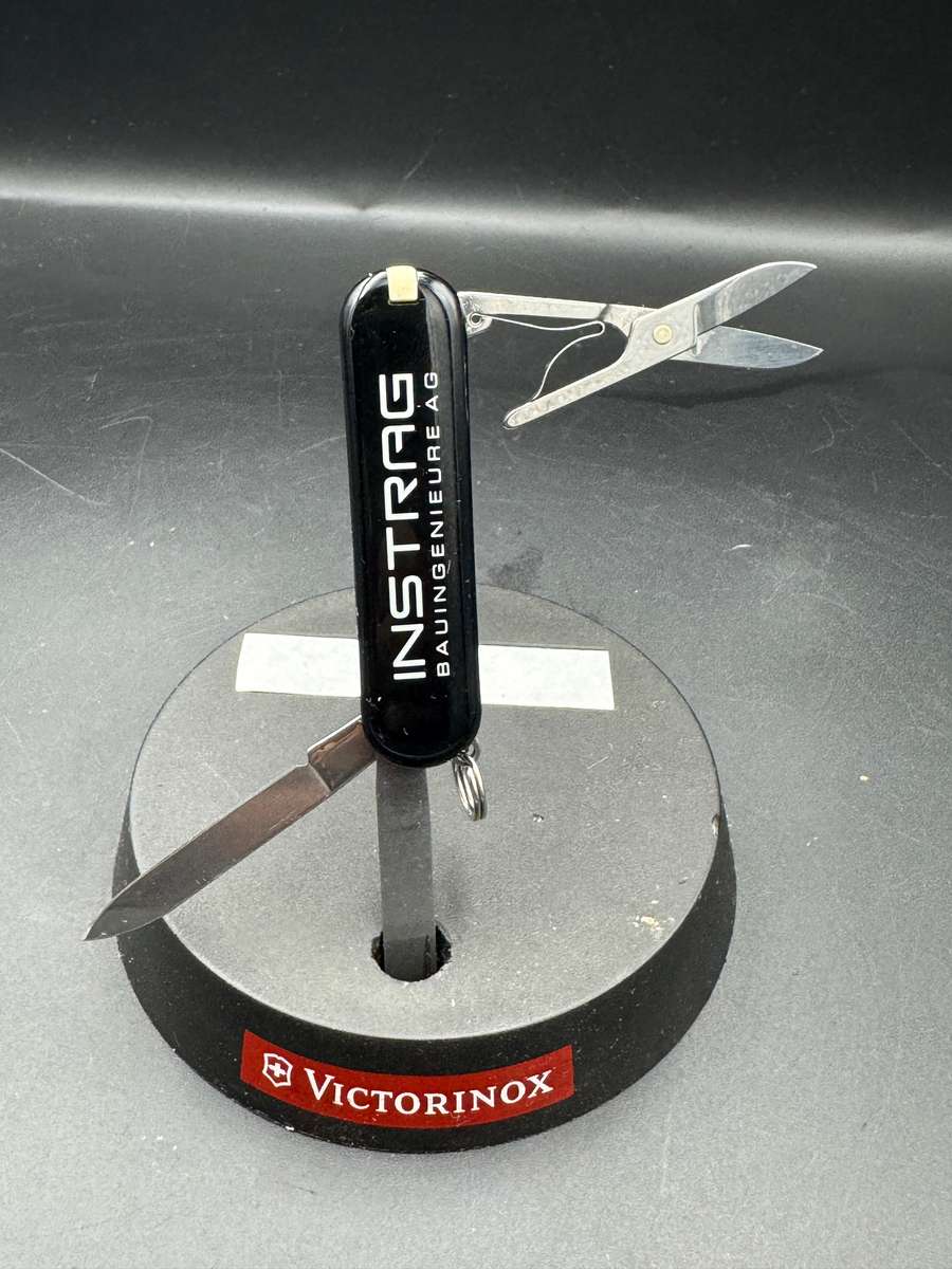 Victorinox Classic SD