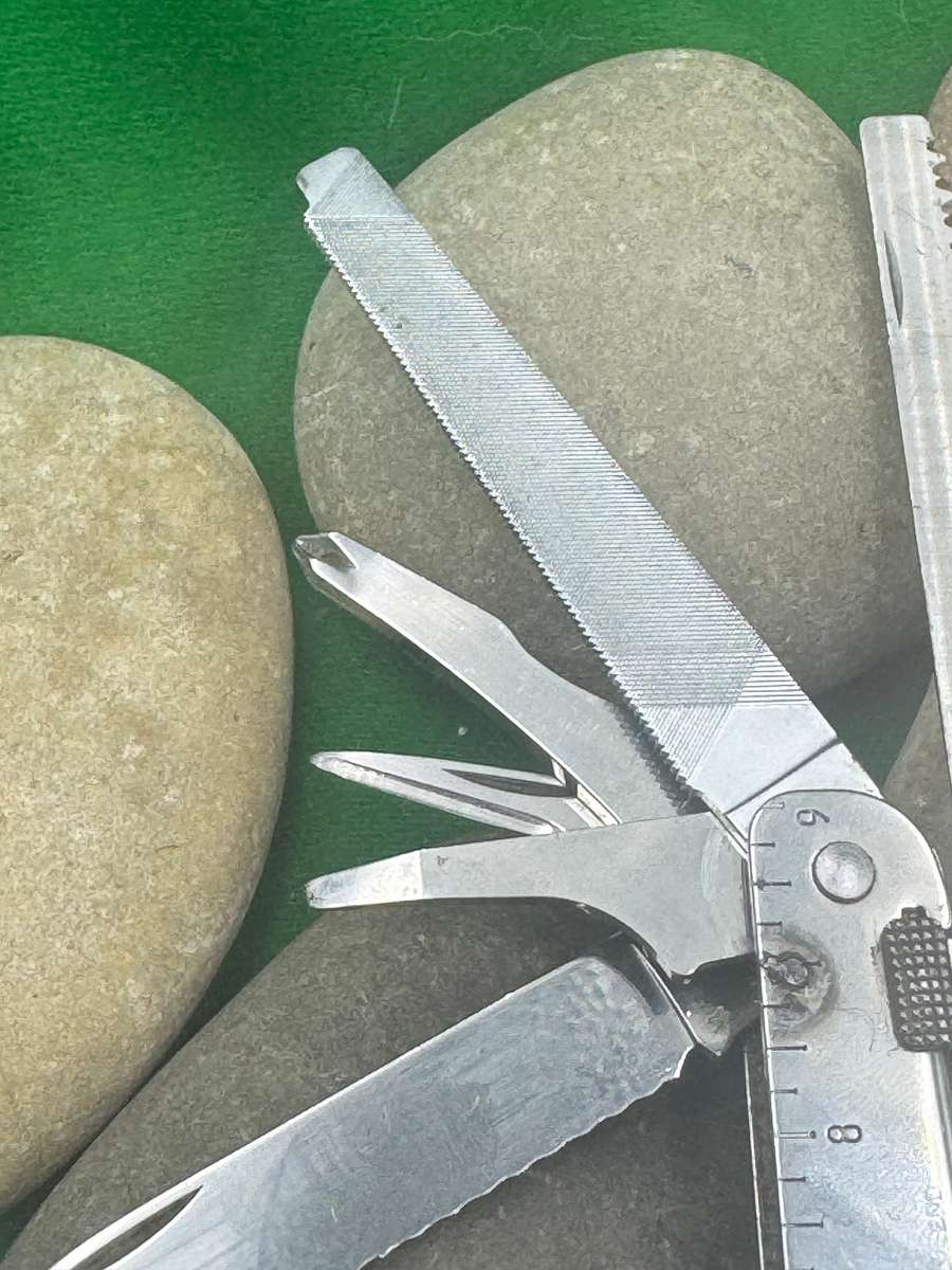 Victorinox  Multitool