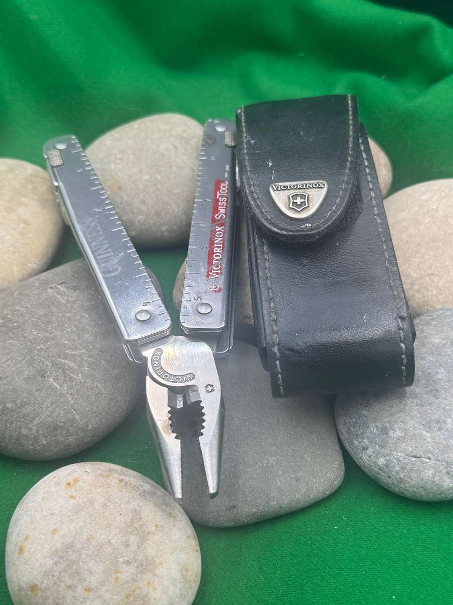 Victorinox  Multitool