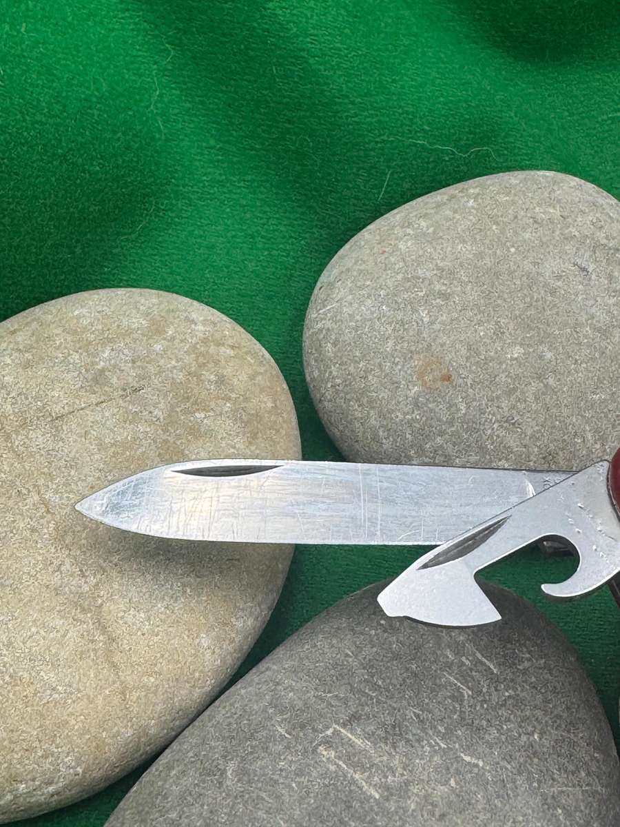 Victorinox Huntsman Eco Scale