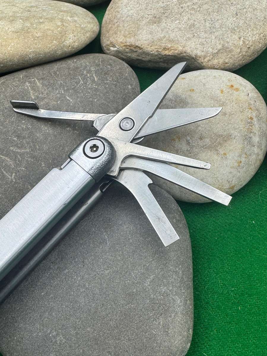 Leatherman Wave 1st Gen (0500 Date Stamp)