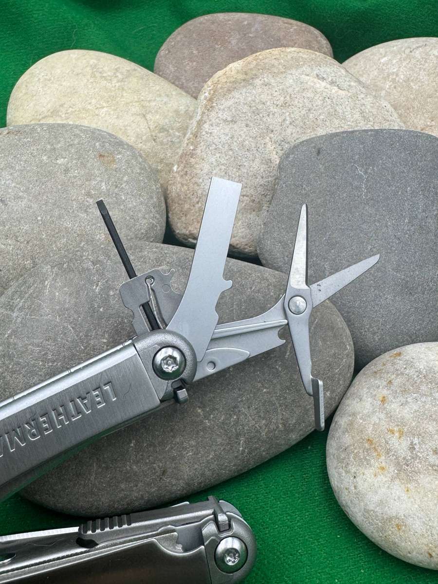 Leatherman Wave + Brand New