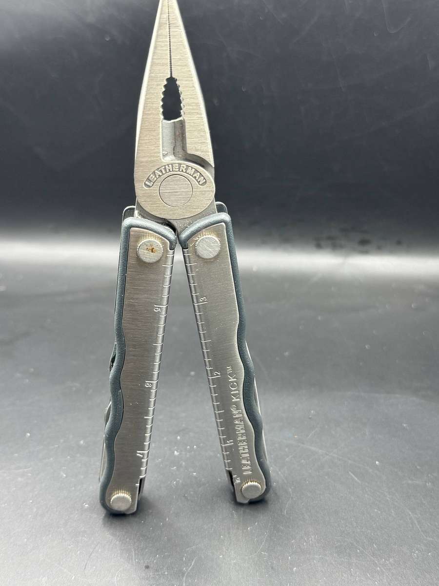 Leatherman Kick