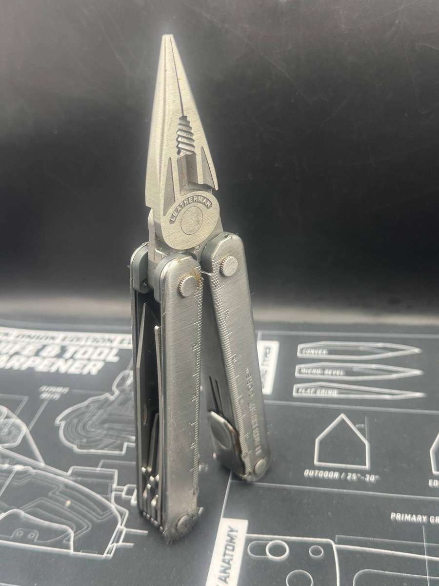 Leatherman Core