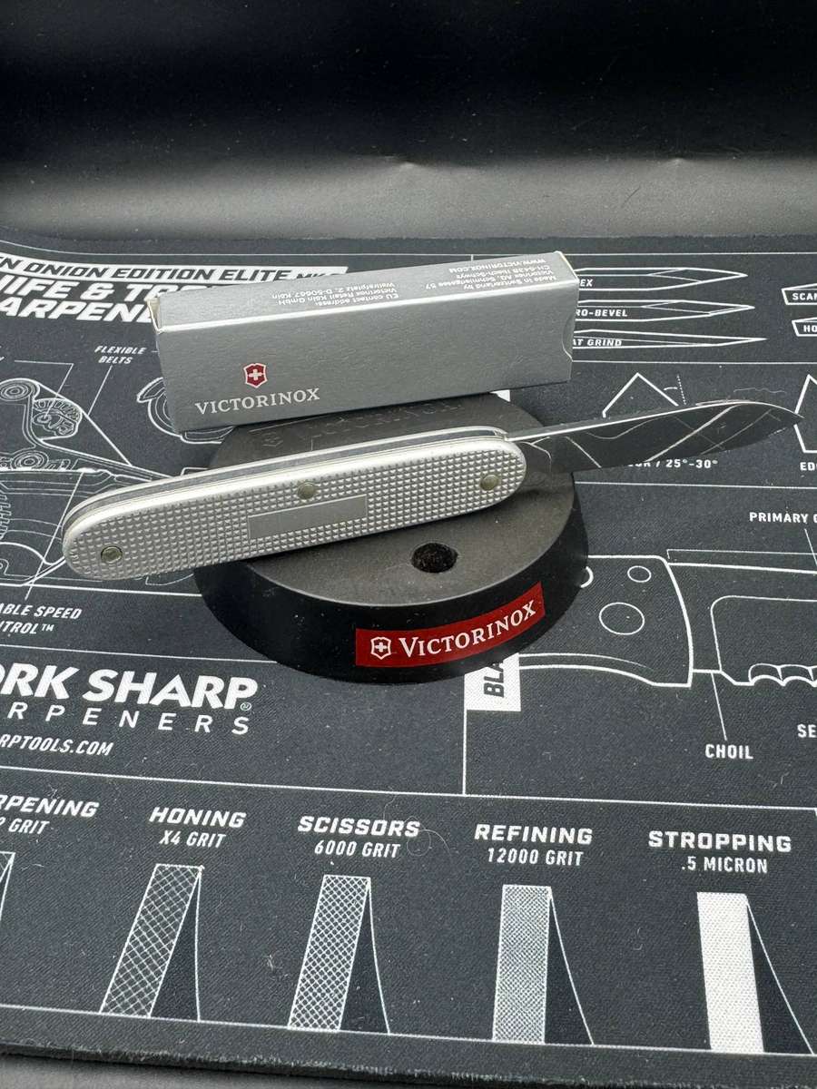 Victorinox Swiss Army 1 Single Blade Alox Silver 93mm