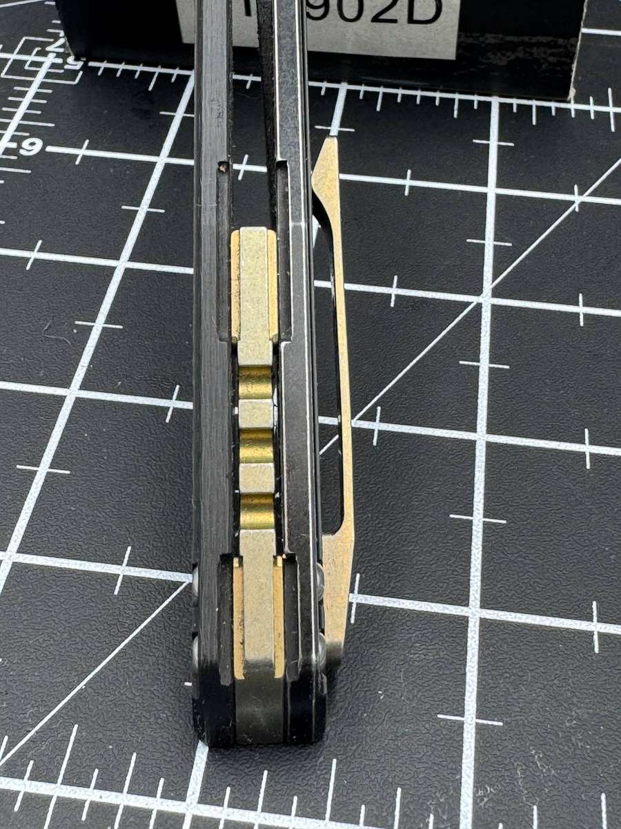 BESTECH MALWARE BT1902D Titanium +Carbon Fiber Handle: 3.86" S35VN Blade