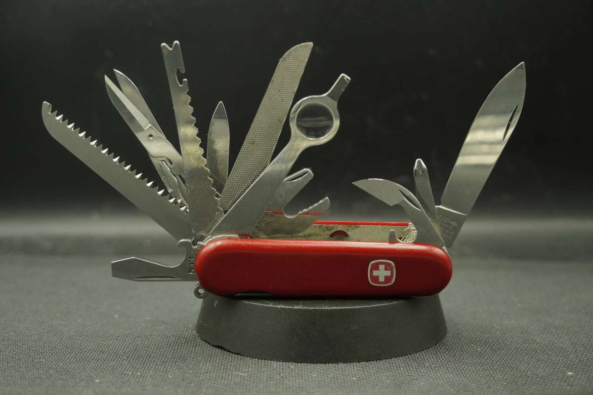Wenger 85mm Champ