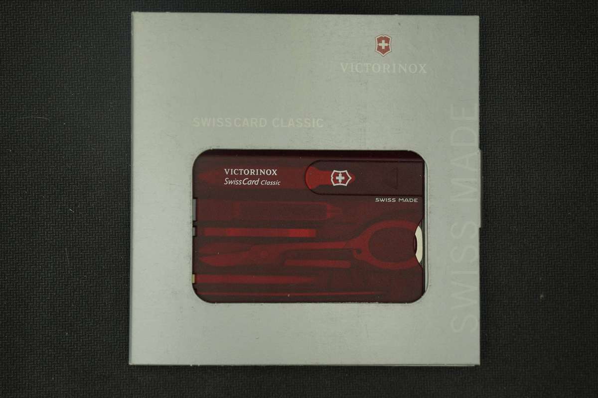 Victorinox Swisscard- Transparent Red