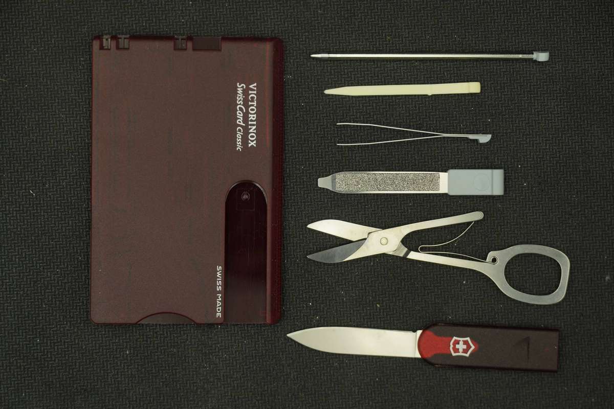 Victorinox Swisscard- Transparent Red