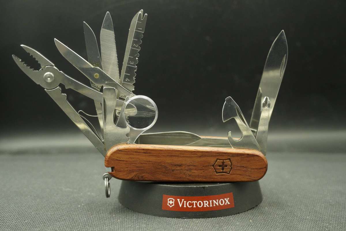 Victorinox Hardwood