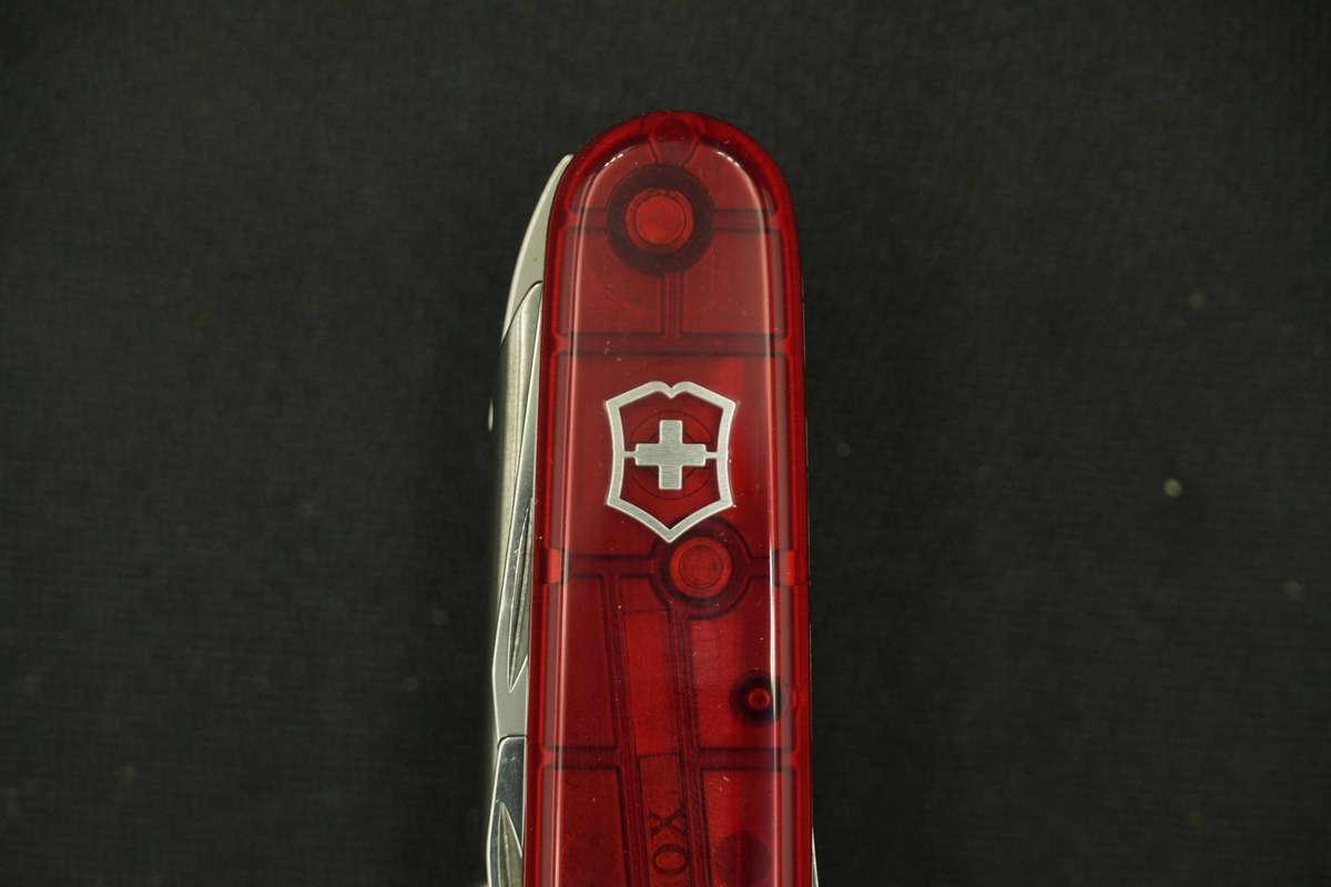 Victorinox CyberTool L- Transparent Red