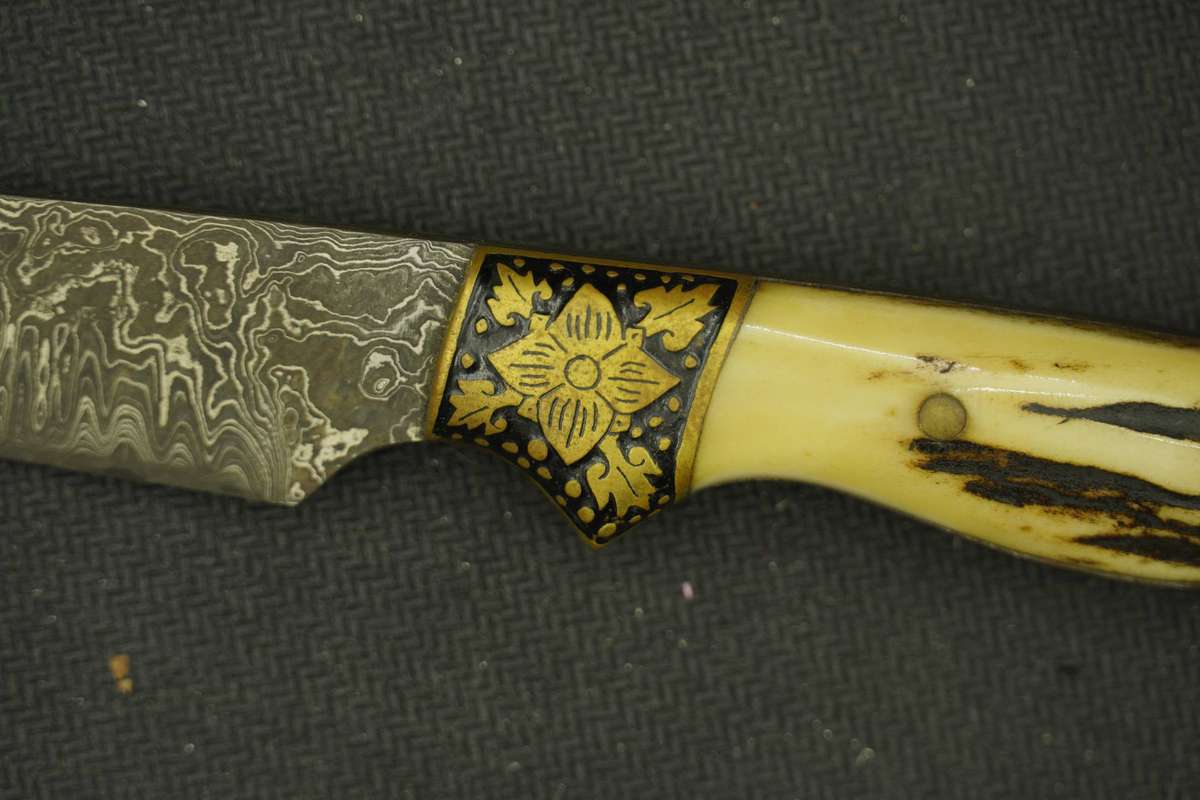 Hand Made Knife- Unknown Maker- Demascus Forged