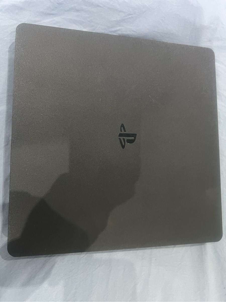 Sony PlayStation 4 with 2 controllers 1TB