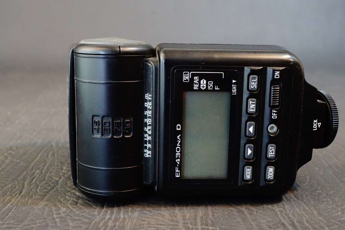 SIGMA EF-430 NA D Flash for Nikon Cameras **Great Condition**