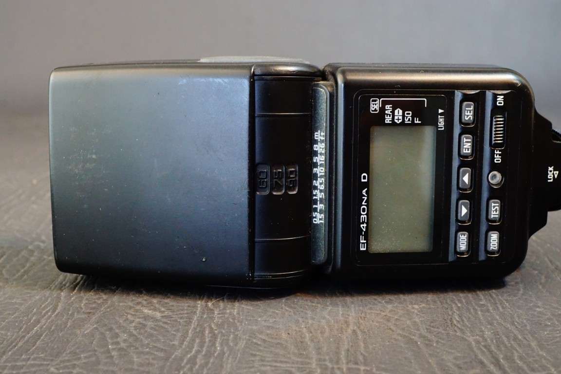 SIGMA EF-430 NA D Flash for Nikon Cameras **Great Condition**