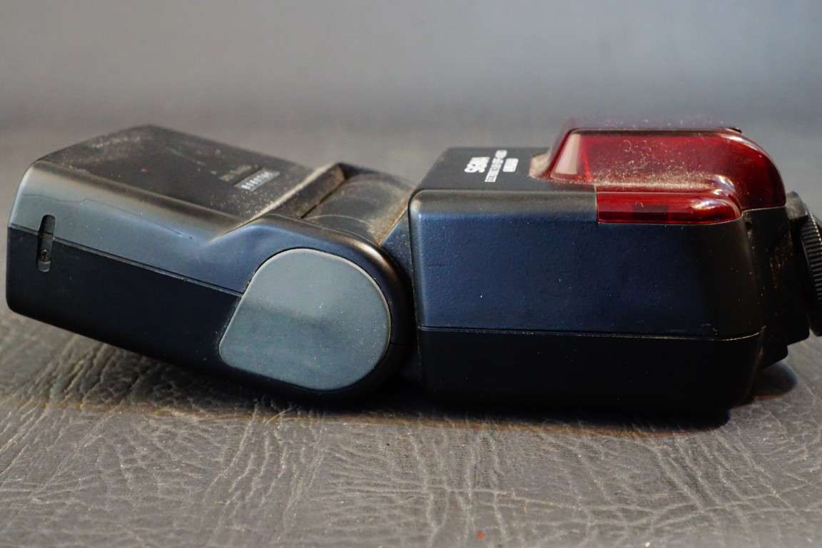 SIGMA EF-430 NA D Flash for Nikon Cameras **Great Condition**