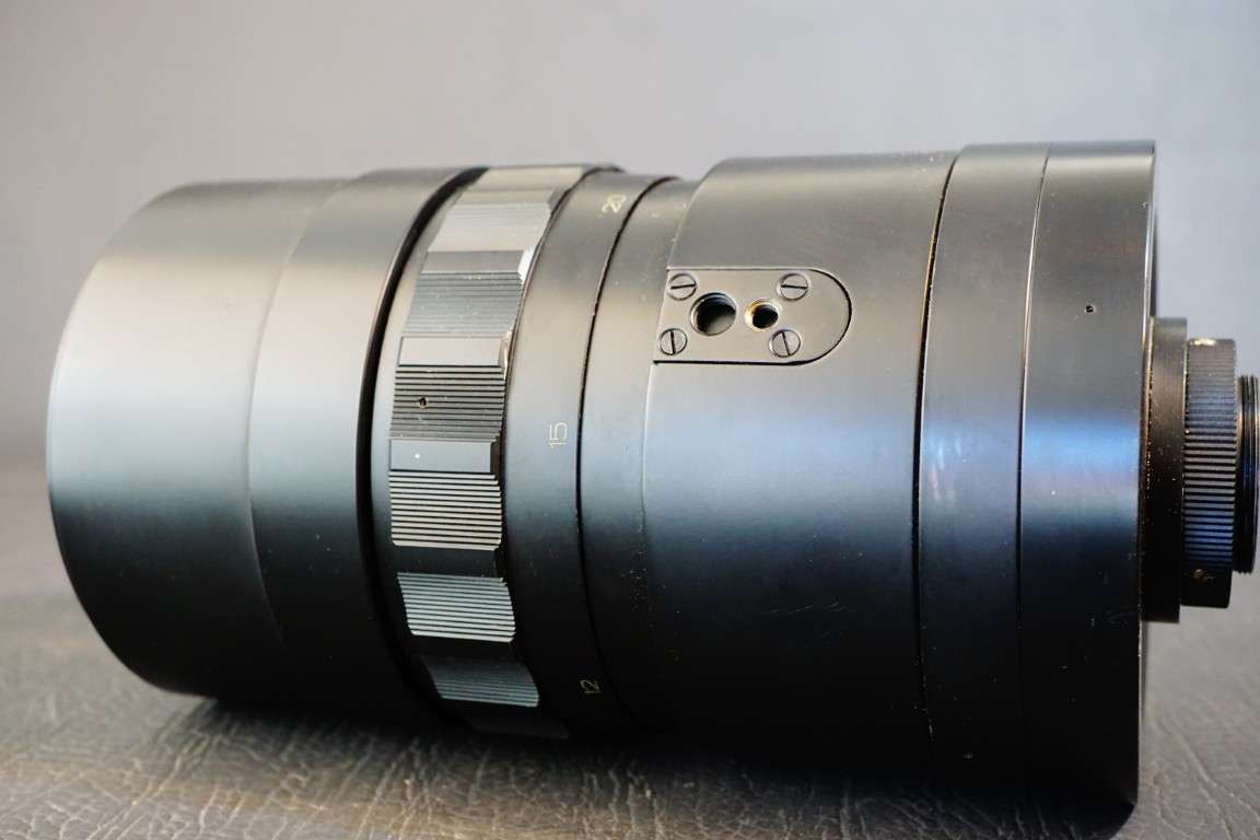 MTO 1000A 1100mm F10.5 Tele Mirror Catadioptric Lens in M42 Screw Mount **Excellent Condition**